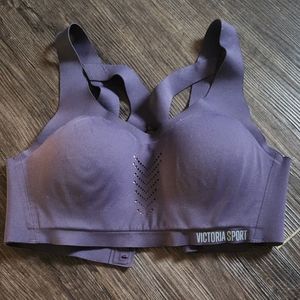 Victoria secret sports bra
